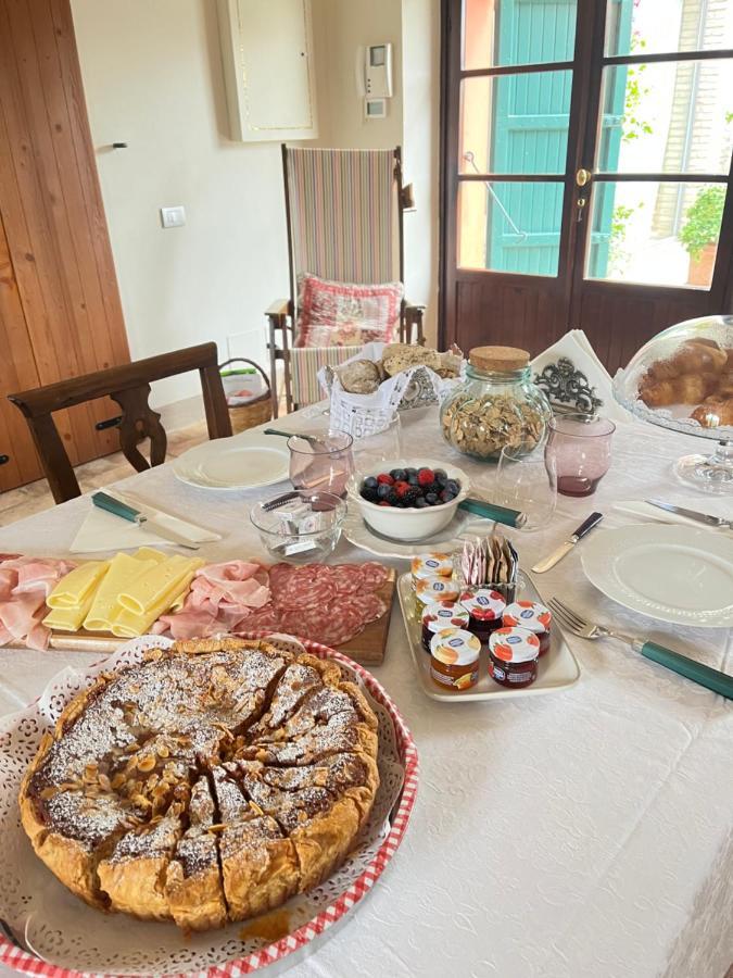Le Mansarine Charme B&B Castellaro  외부 사진
